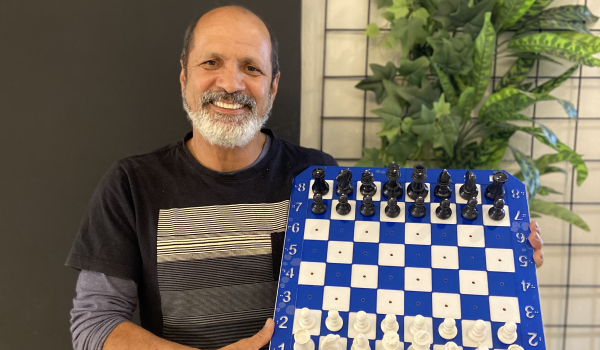 Conheça Silvestre, o criador de jogos que transformam toques em autonomia para deficientes visuais